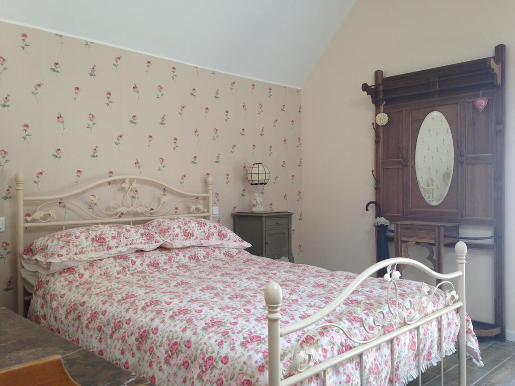L'Auberge Des Oiseaux Chantants Willeman Camera foto